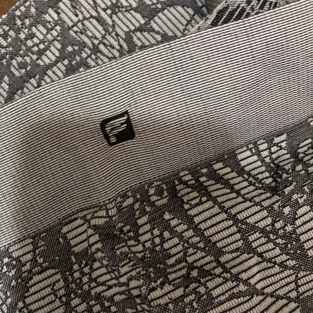 Fabletics - Picture 3 of 4